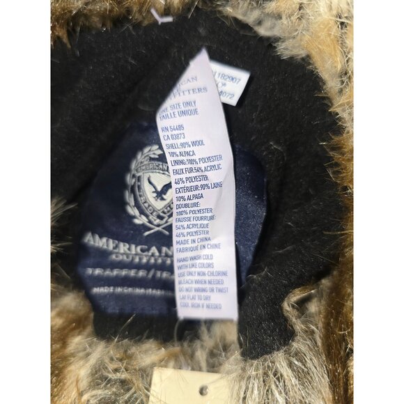 NWT American Eagle Outfitters Wool & Alpaca Faux Fur Trapper Hat With Tassels On - Picture 2 of 4